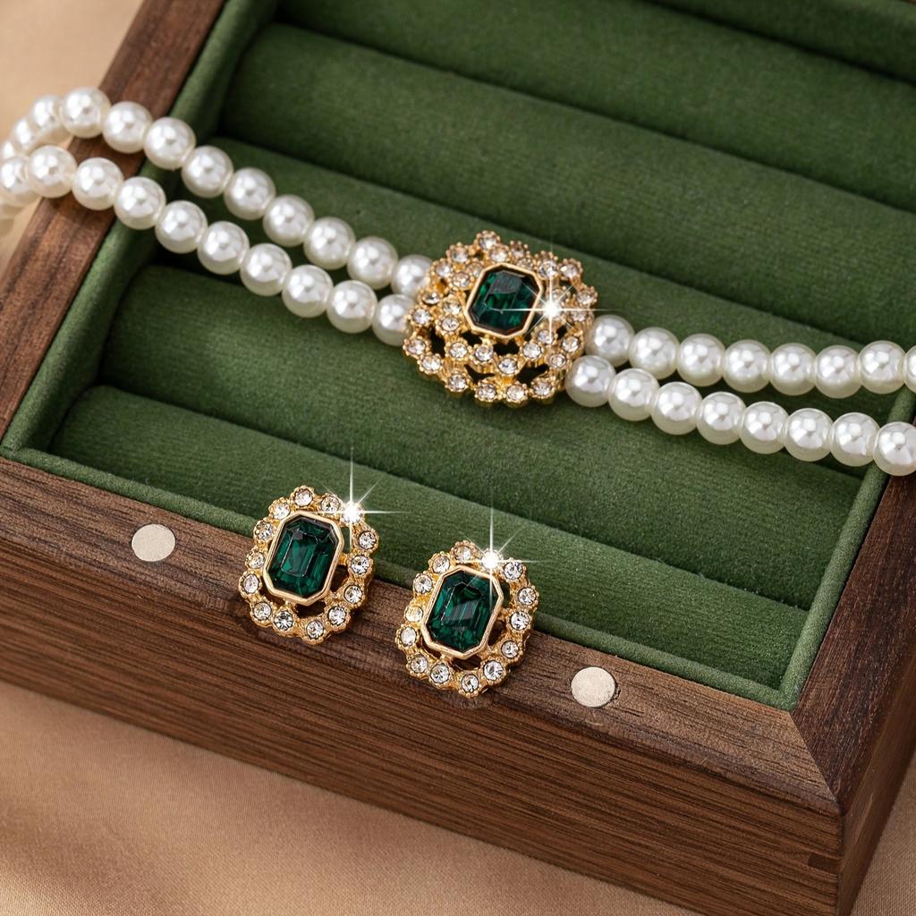 Luxury Atmospheric Elegance Double Row Imitation Pearl Square Diamond Necklace Stud Earrings Set