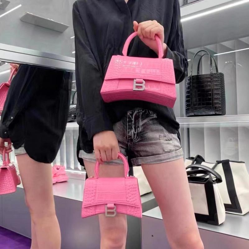 Early Spring High-End Niche Baguette & Crossbody Hourglass Handbag