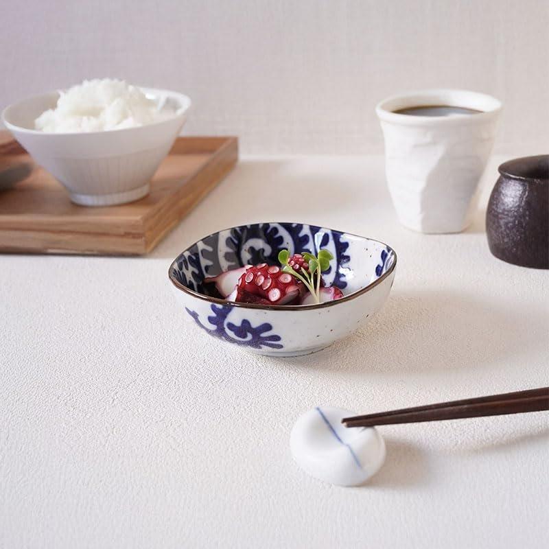 EAST table Japanese Mino-ware Ceramic Triangle Small Bowl - Arabesque Pattern