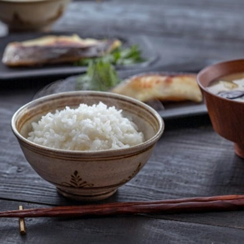 IH Rice Cooker with Charcoal Kamado Tsumugi and Frozen Brown Rice NJ-BW10H-W (White Pearl) Pot, 5.5 Cups, White, Cooking, Silk,