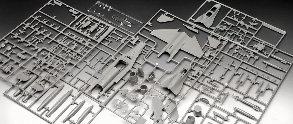 Deutscher Revell Türkische Luftwaffe Fighting Falcon Plastikmodellbausatz 03844 1/72 F-16D