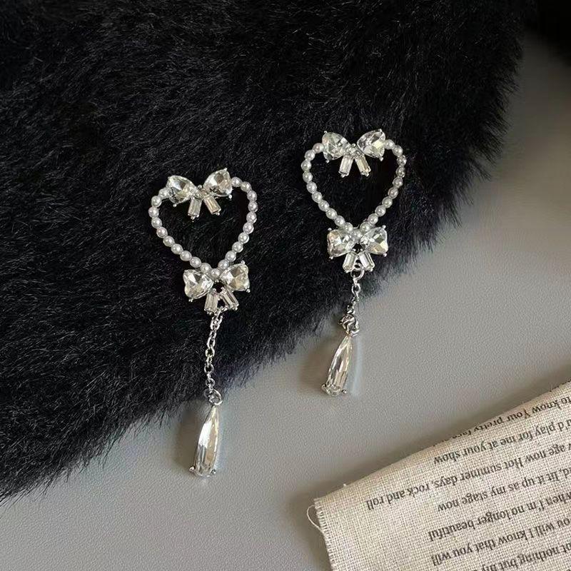 2023 Trendy Pearl Heart Bow Tassel Earrings - Fashion Ear Accessories