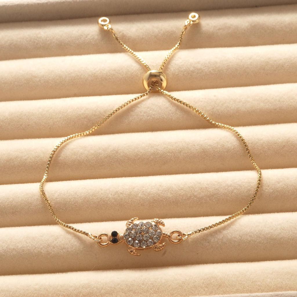 Elegant Turtle Rhinestone Adjustable Bracelet for Women - Light Luxury with Southeast Asian Market Inspiration