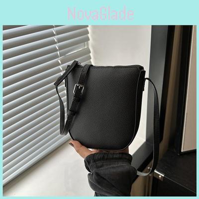 Trendy Retro Small Bucket Shoulder Bag For Women In Fashionable Colors And Designs