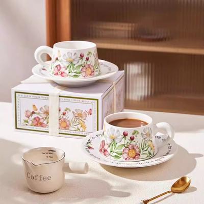 Bardak Takımı – Kahve ve çay setleri