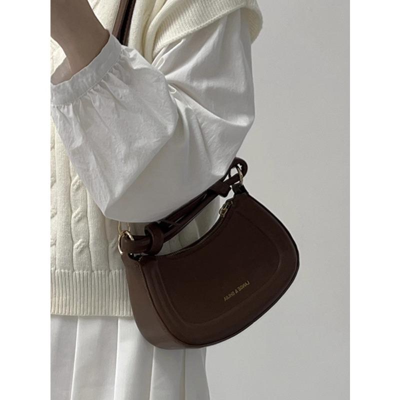 Niche Handtasche, Damen, neue Herbst- und Winter-Umhängetasche, modische Retro-Satteltasche
