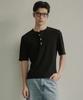 BEYOND CLOSET [Collection Line] Pearl Button Henley Neck Short Sleeve T-Shirt Black