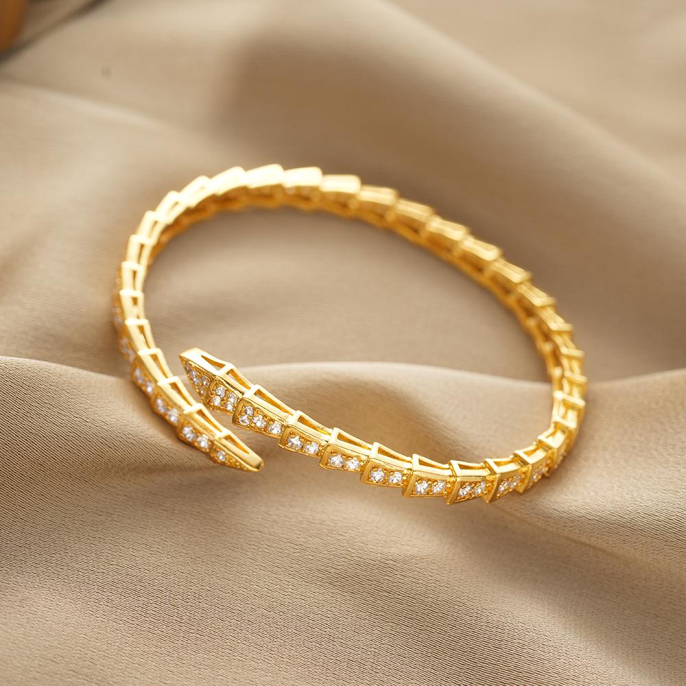 High-End Starry Sky Diamond-Studded Snake-Shaped Open Bracelet