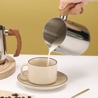 Džbán na napěnění mléka 600/1000 ml s přesnou stupnicí Dřevěná rukojeť Hubička bez kapání Nerezová ocel Šálek kávy na latte Mléko Káva Espresso Cappuccino