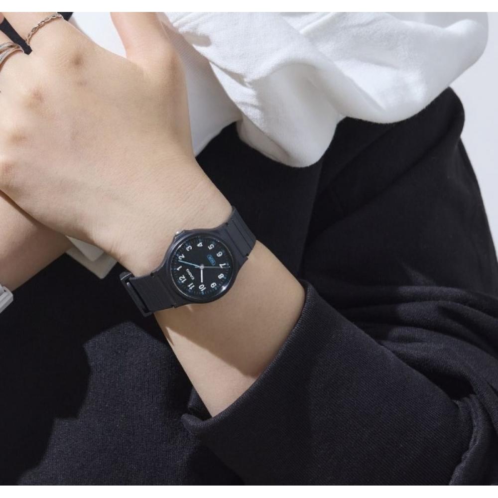 Casio Casio Collection  Casio Collection  Compact Size Black Lq 24b 1bjf