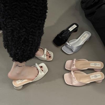 Sapatos de mulher – Sandálias de salto