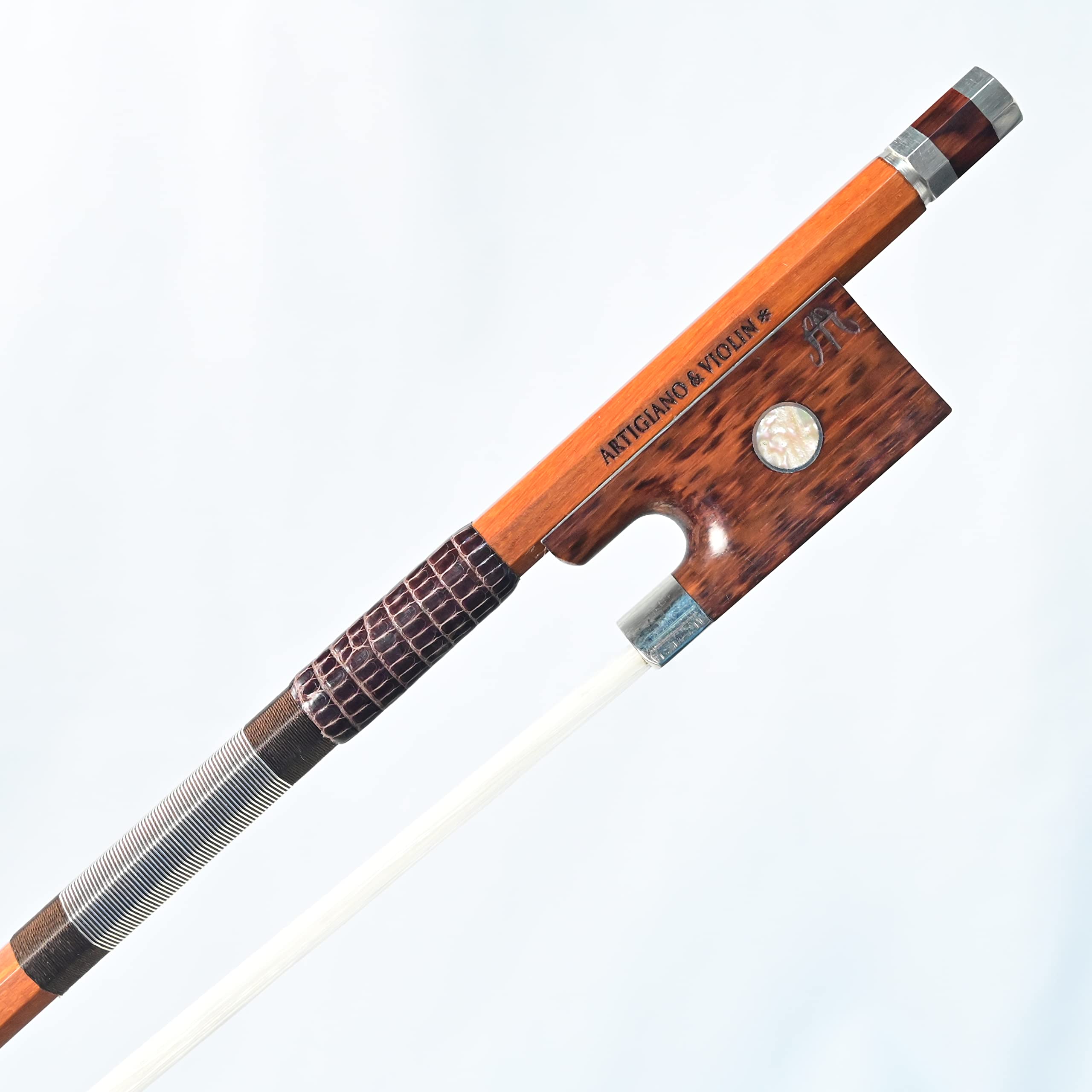 

Модель Fernambuco Violin Bow ARTIGIANO&VIOLIN FXTorte AT-101 коричневый