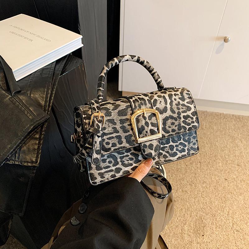 

Stylish Unique Design Small Crossbody Bag With Soft Pu Material For Everyday Use StyleA