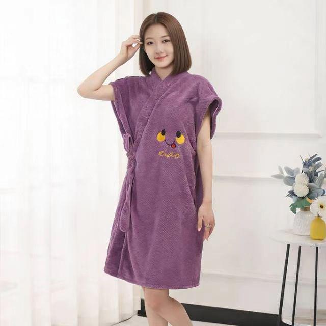 Women's Quick-Drying Coral Fleece Bath Skirt: Thickened, Soft, Water-Absorbent, Wearable Bath Towel for Spring and Autumn