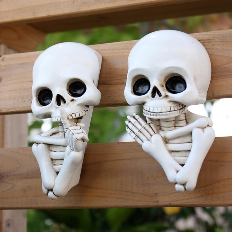 Resin Skull Wall Sticker Realistic Skull Figure Door Ornament For Door Frame Mantels Entryways Halloween Decoration