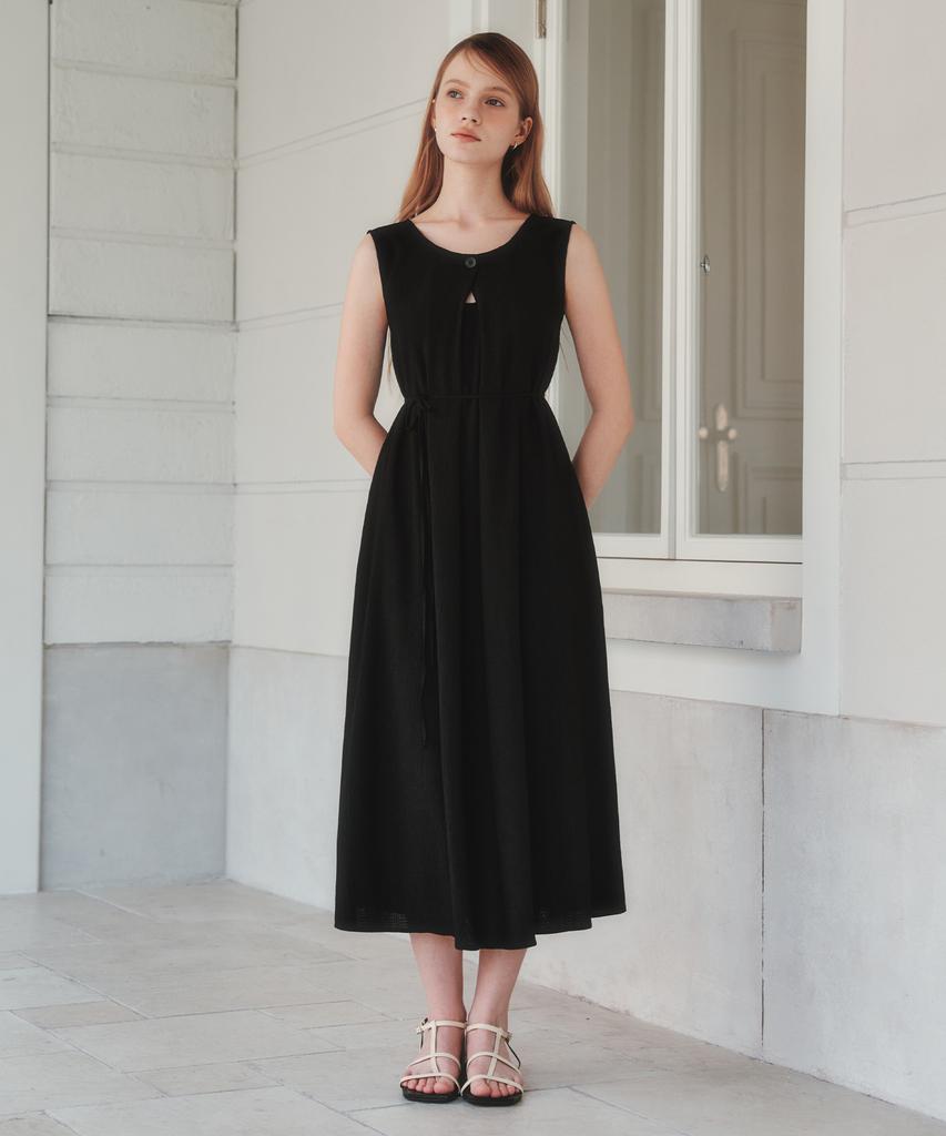 ZEROSTREET Pleated Slit Dress / Black