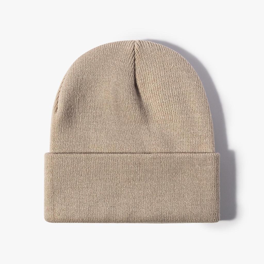 Unisex Korean-Style Embroidered Wool Beanie for Autumn/Winter – Slimming Look, Ideal for Outdoor Activities