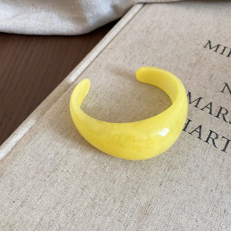 Minimalistyczna bransoletka z żywicy w kolorach gradientowych: Świeża, Słodka, Wszechstronna Bransoletka dla Kobiet