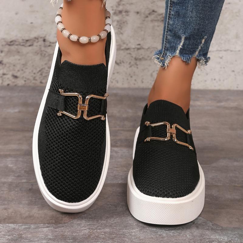 Large Size Single Shoes Women's Spring and Autumn New Thick-soled Shallow-mouth Knitted Mesh Chain Outer Wear Casual Flying Shoes