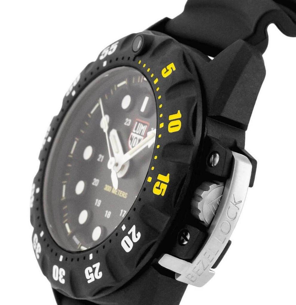 Luminox Scott Cassell Deep Dive Black Dial Men’s Watch XS.1555