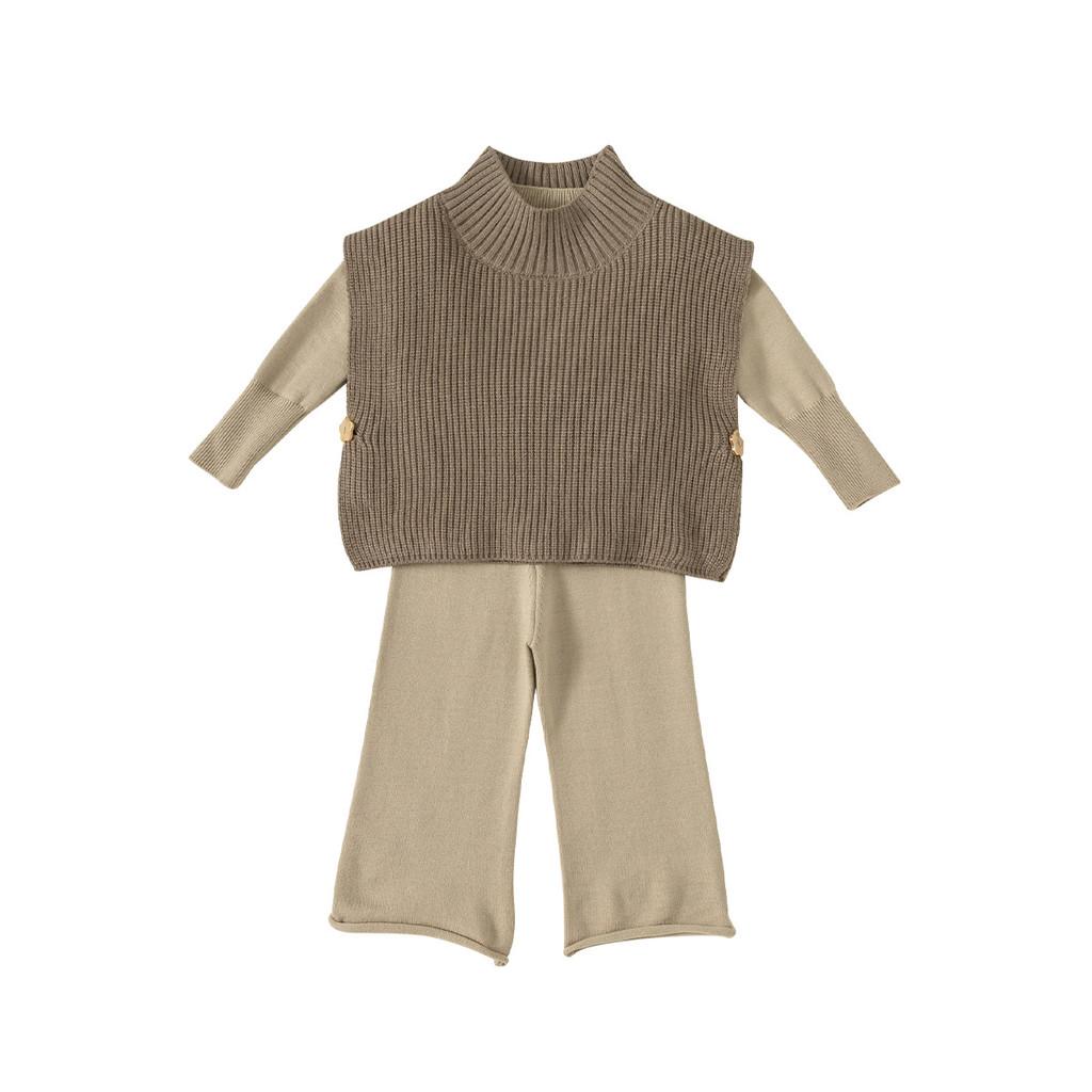 

Girl Knit Sweater Set With Soft Acrylic Material For Spring And Autumn Playtime 140CM