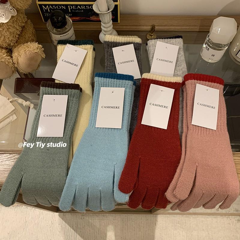 Womens Winter Warm Fleece-Lined Touchscreen Gloves With Finger Separation Korean Style