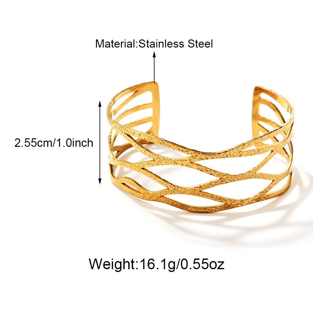 

Minimalist Hammered Texture Titanium Steel Hollow Bracelet for Women – Light Luxury Style, Fade-Resistant.