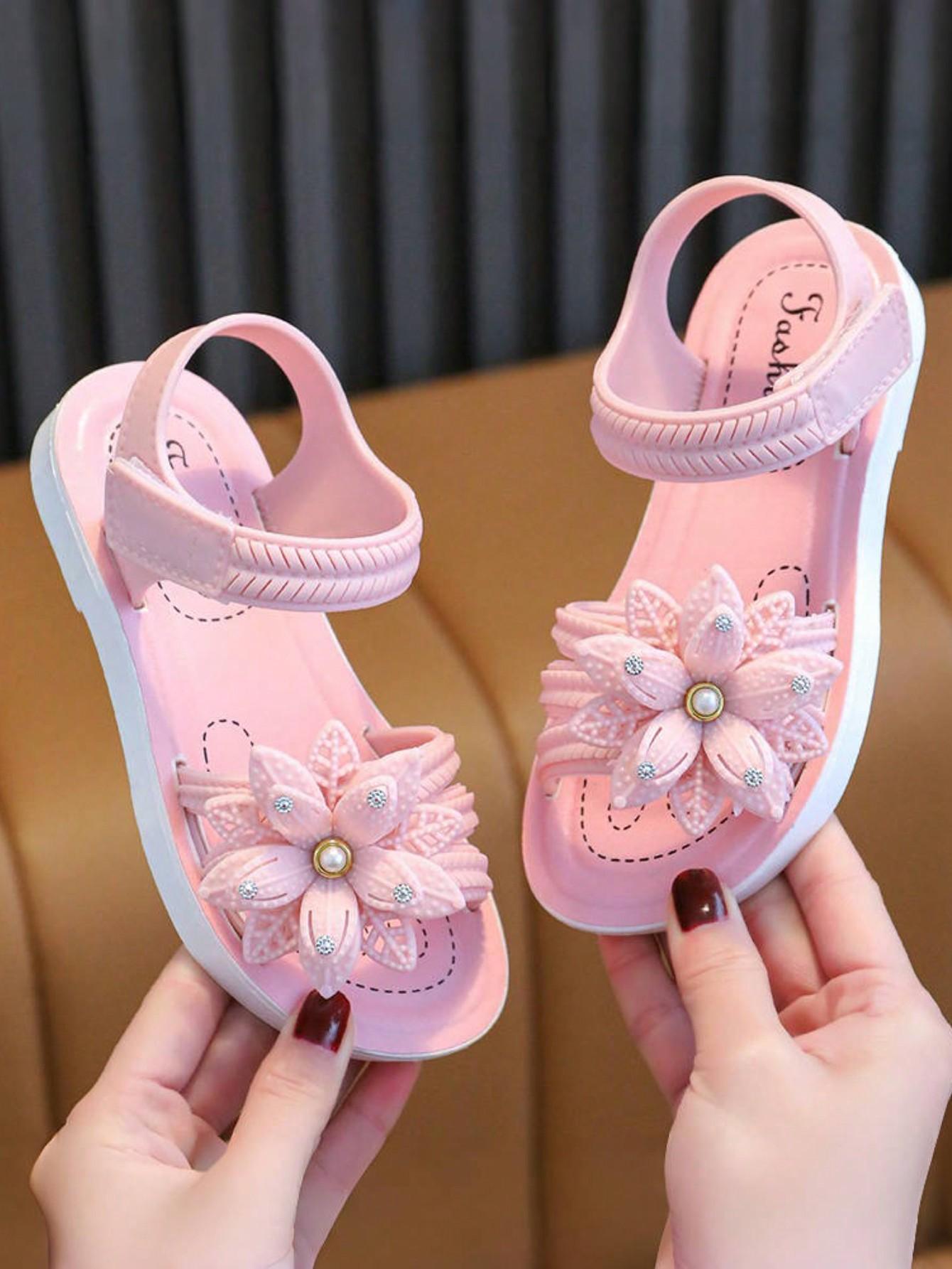 Children s summer anti-slip soft-soled sandals, beach shoes, princess shoes, girls sandals CN24