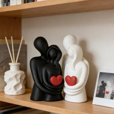 3D Printed Hugging Couple Figurine Valentine's Day Love Heart Couple Statue Home Office Desktop Decoration Ornament