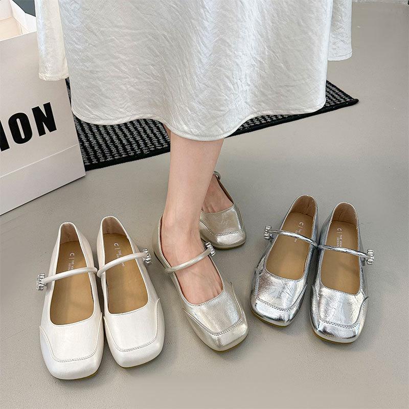 One-word buckle Mary Jane small leather shoes with skirt low-heeled evening shoes women's 2025 summer new French shallow mouth single shoes