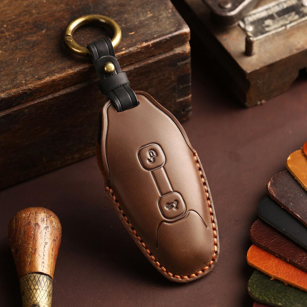 Suitable for motorcycle vespa key cover GTS300 special remote control protective cover leather high-end retro