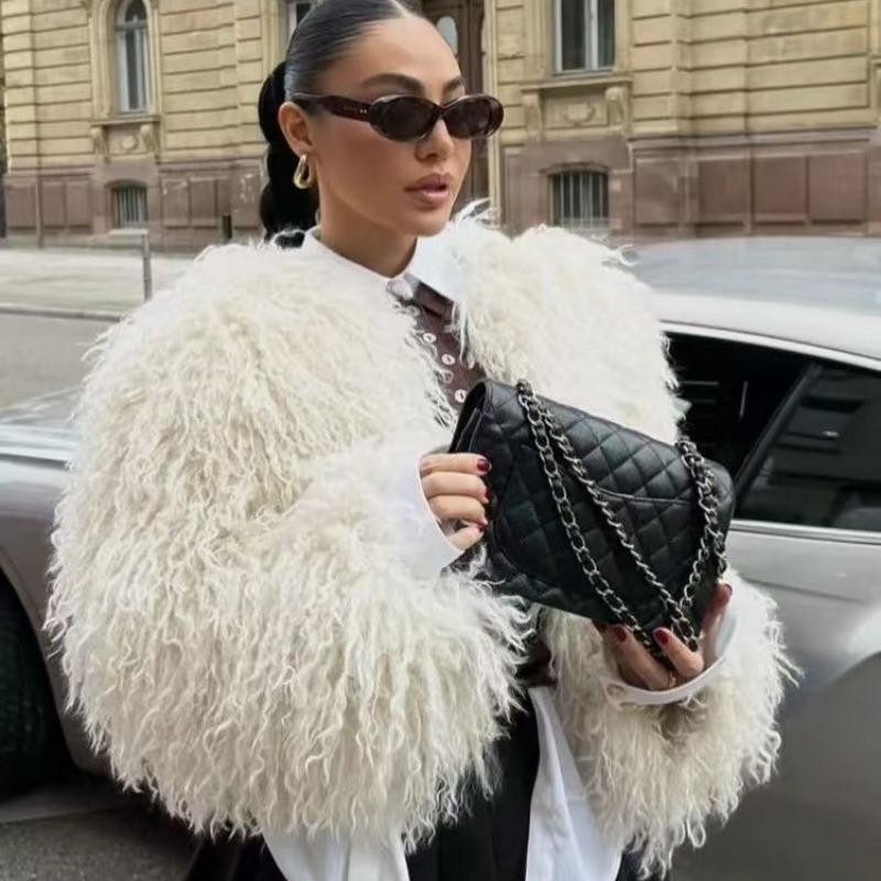 Women's clothing autumn and winter beach sheep hair imitation fur new artificial fur street girl long-sleeved top short