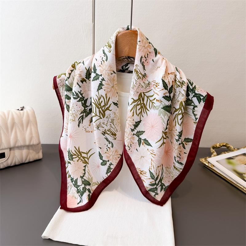 Korean Version of Qiandongge Silk Scarf, Thin Small Square Scarf, Luxury Temperament Herringbone Pattern Headscarf, Imitation Velvet Shawl, Scarf.