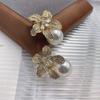 Temperament Flower Imitation Pearl Stud Earrings Women Luxury Inlaid Sparkling CZ Stone Fashion Wedding Bride Jewelry Wholesale