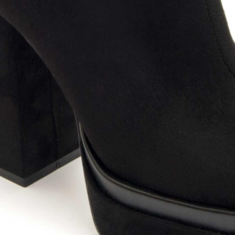 Comfortable Bootie for Women.  Montevita  Botint7  84825