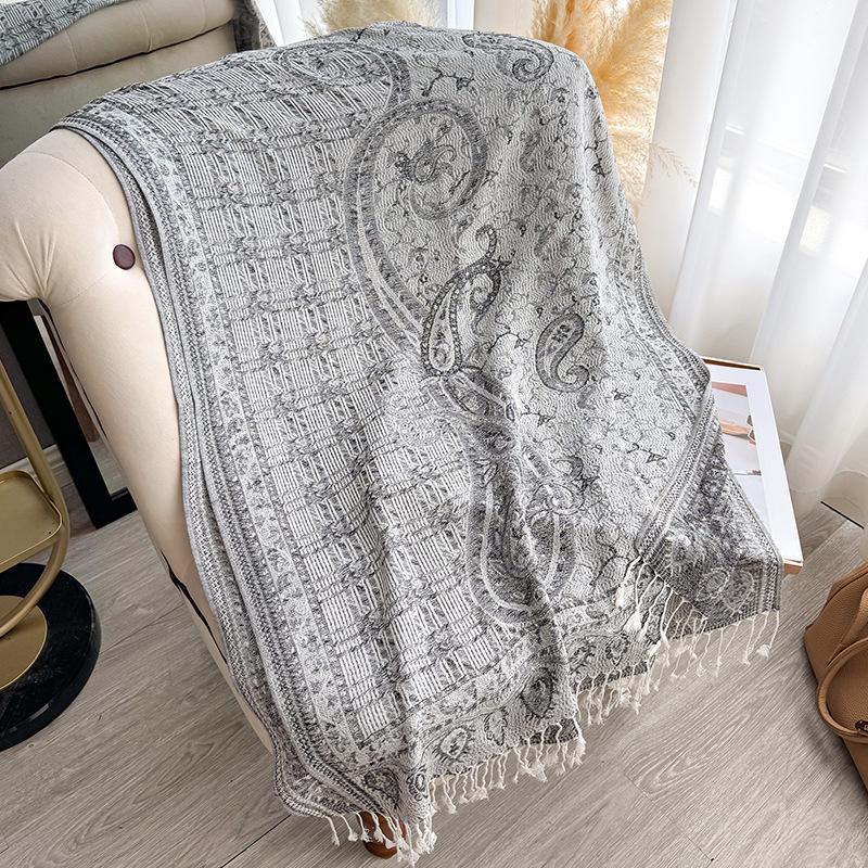 Jacquard Scarf Shawl Tassel Cashew Jacquard Ethnic Style Scarf Women's Autumn and Winter Retro Scarf Warm and Cold-proof Shawl