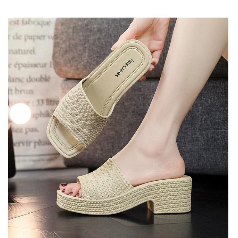 Léto Nové Silná podrážka Vysoký podpatek Francouzské svrchní oblečení Protiskluzové Dámské sandálové pantofle Lehké tlusté podpatky One Line Shower Vyvýšené pantofle