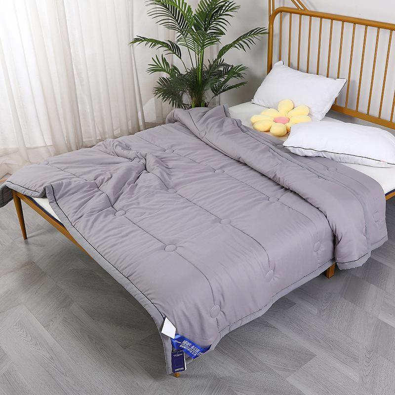 Color Solid Cotton Lightweight Duvet Quilt With Polyester Fill For Sleep Comfort