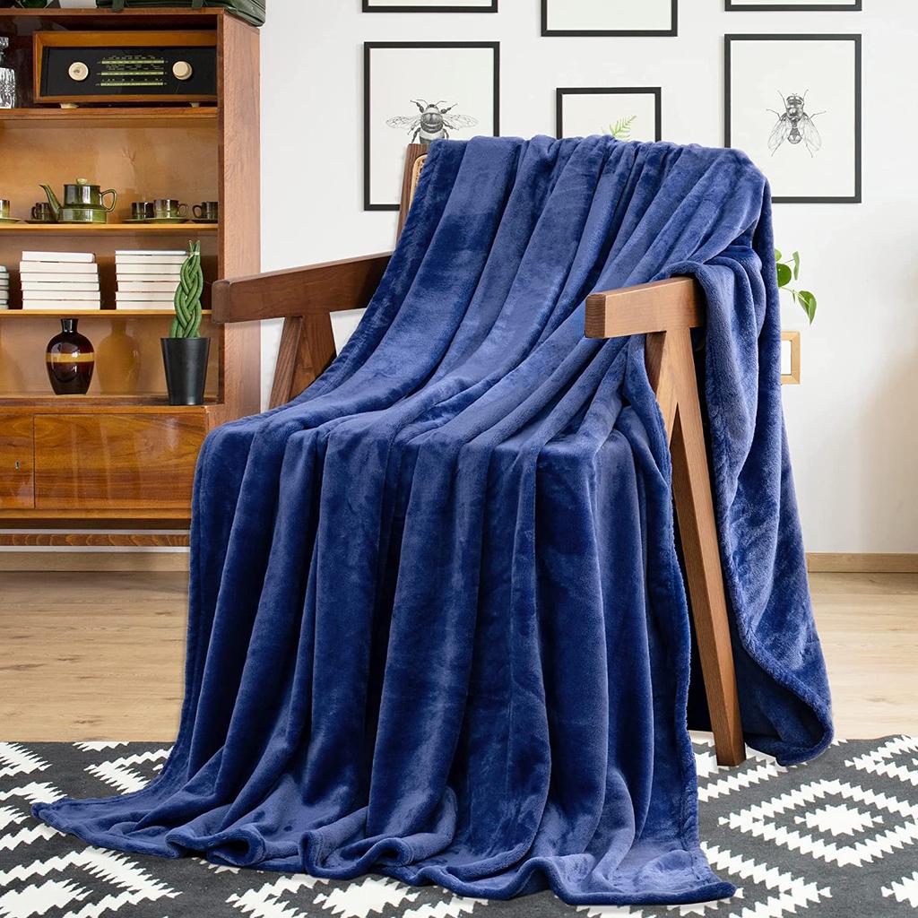 Customized 100%Polyester Super Soft Fashion Plain Flannel Blanket and Throws Factory China Warming Blankets for Winter King Size