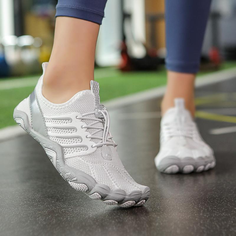 

Outdoor amphibious fishing shoes anti-cut creek shoes men and women beach shoes quick-drying wading shoes non-slip swimming shoes women 35