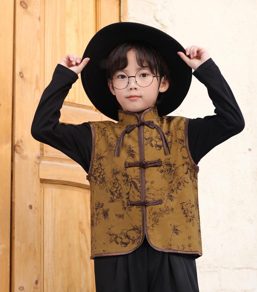 Stand Collar Boys' Vest Set: Pan Buckle Hanfu Jacquard Tang Suit Style