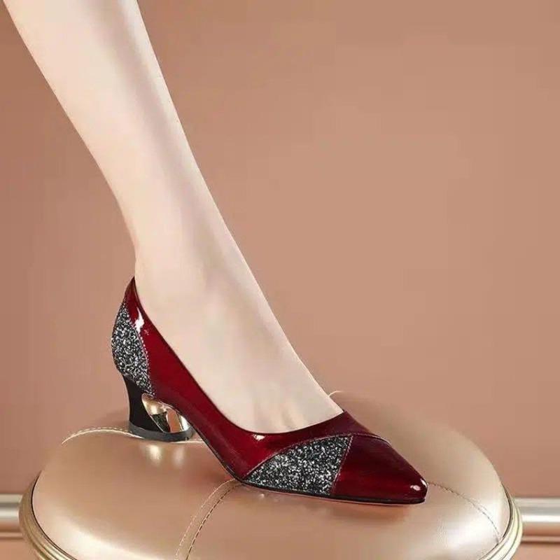 Fashion Fashion Women's High Heels Pumps 4CM Middle Heeled Elegant Ladies Wedding Shoes Sexy Red Pointed Toe Shallow Slip-On Party Shoes