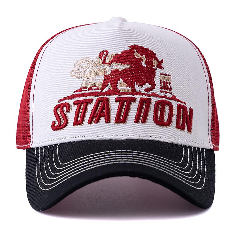 Unisex STATION Letter Summer Fishing Cap Breathable Mesh Trucker Hat Big Bison Bulls Embroidered Snapback Hat