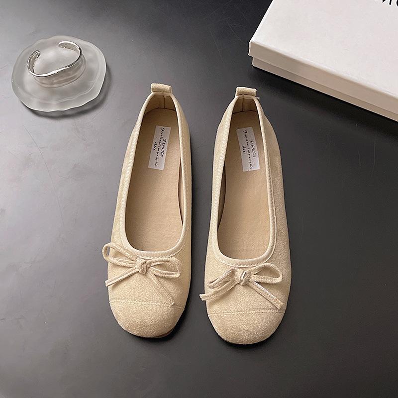 Gentle ballet ladyshoes flat shoes French candy soft sole silver new Chinese red single shoes spring small fragrant wind women's shoes