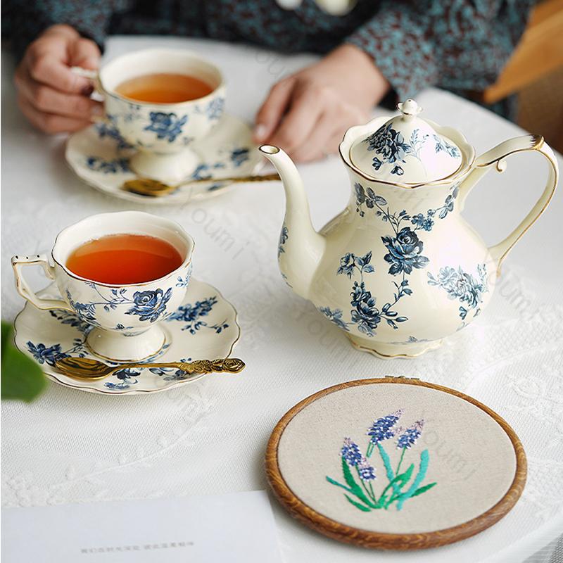Set de cești de cafea cu flori de lux, cești de cafea ceramice retro de înaltă calitate, seturi elegante de ceai de după-amiază pentru uz casnic, cadouri unice de masă