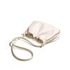 A Niche High-end Hand-held Women's Fashionable and Versatile Single-shoulder Bag, A Casual Cowhide Crossbody Cloud Bag