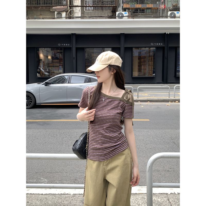 Kumikumi Sweet and Spicy Style Sloping Shoulder Strap Short sleeve T-shirt Women Summer Retro Stripe Slimming All-Match off-Shoulder Top
