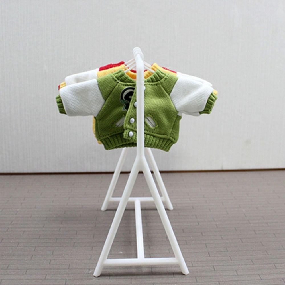 1/12 Skala Miniatyr Kleshengere Utstillingsstativ Dukkehus Klesstativ Dukkeklærstativ Leke for Barn