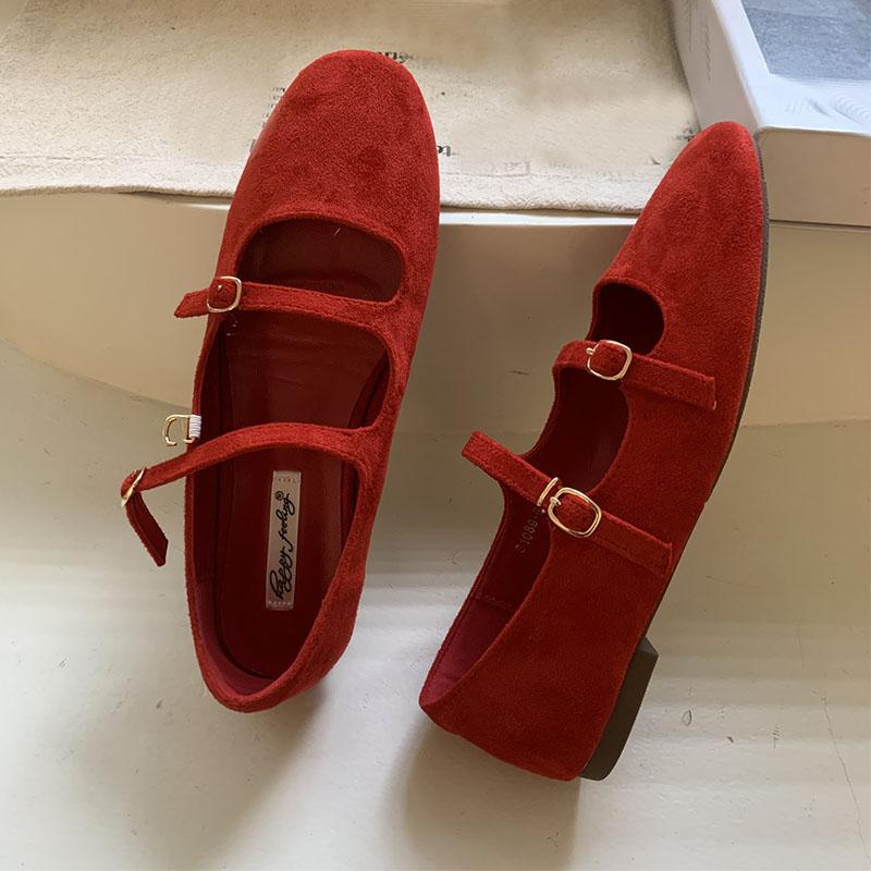 

Модная женская обувь с ремешком и пряжкой, женские балетки, туфли Мэри Джейн, новинка 2025, модные полые неглубокие женские балетки 35 красный