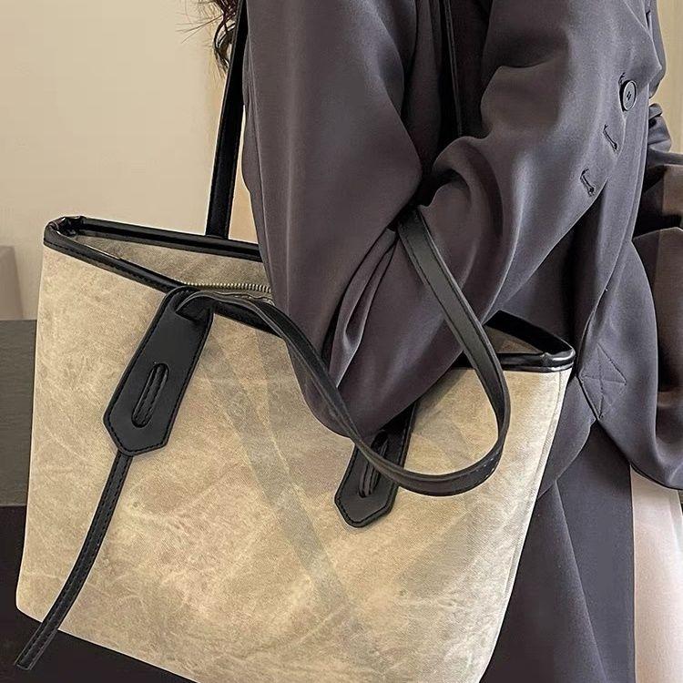 Tote Bag for Women Large Capacity Commuter Bag Summer Casual Versatile Shoulder Bag College Student Class Bag